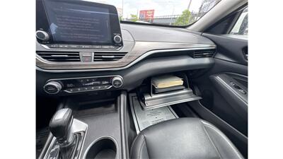 2019 Nissan Altima 2.5 SL - Photo 14 - Elmhurst, NY 11373