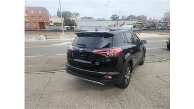 2017 Toyota RAV4 XLE   - Photo 4 - Elmhurst, NY 11373