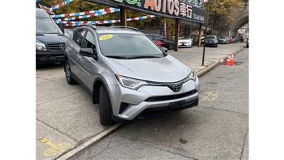 2017 Toyota RAV4 LE - Photo 2 - Elmhurst, NY 11373