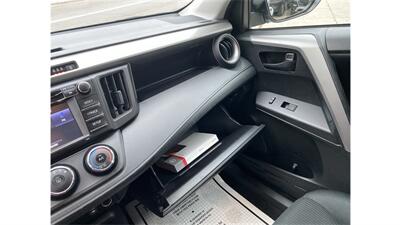 2017 Toyota RAV4 LE - Photo 27 - Elmhurst, NY 11373