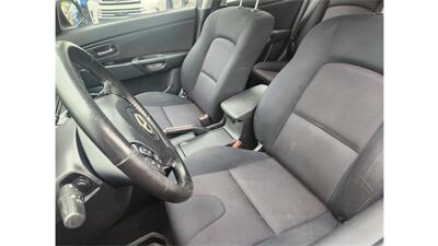 2009 Mazda Mazda3 hatchback   - Photo 13 - Elmhurst, NY 11373