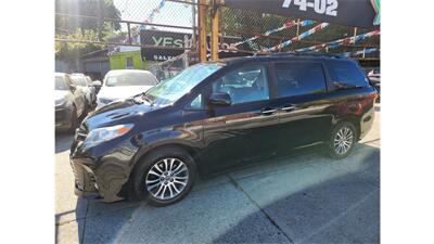 2019 Toyota Sienna XLE 8-Passenger   - Photo 27 - Elmhurst, NY 11373