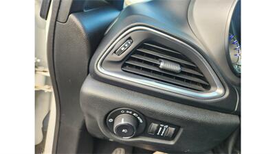 2019 Chrysler Pacifica Touring Plus   - Photo 18 - Elmhurst, NY 11373