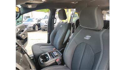 2019 Chrysler Pacifica Touring Plus   - Photo 30 - Elmhurst, NY 11373