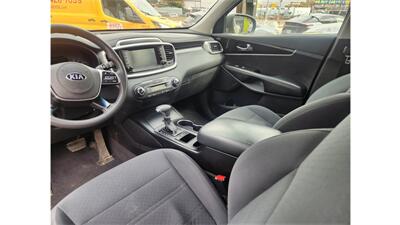2019 Kia Sorento LX V6   - Photo 9 - Elmhurst, NY 11373