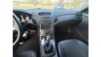 2011 Hyundai Genesis Coupe 3.8L R-Spec - Photo 6 - Elmhurst, NY 11373