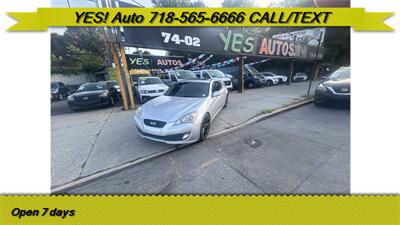 2011 Hyundai Genesis Coupe 3.8L R-Spec - Photo 1 - Elmhurst, NY 11373