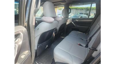 2023 Lexus GX 460   - Photo 6 - Elmhurst, NY 11373