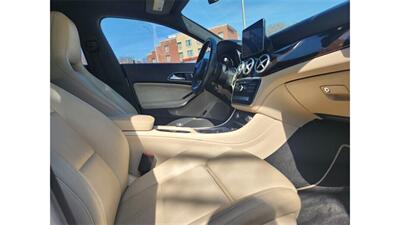 2018 Mercedes-Benz CLA 4MATIC   - Photo 9 - Elmhurst, NY 11373