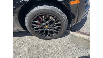 2017 Porsche Macan GTS  Red Seats - Photo 32 - Elmhurst, NY 11373