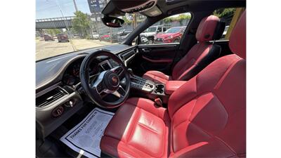 2017 Porsche Macan GTS  Red Seats - Photo 18 - Elmhurst, NY 11373