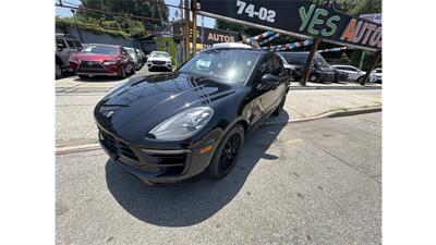 2017 Porsche Macan GTS  Red Seats - Photo 10 - Elmhurst, NY 11373
