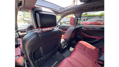 2017 Porsche Macan GTS  Red Seats - Photo 23 - Elmhurst, NY 11373