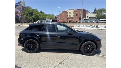 2017 Porsche Macan GTS  Red Seats - Photo 3 - Elmhurst, NY 11373