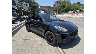 2017 Porsche Macan GTS  Red Seats - Photo 2 - Elmhurst, NY 11373