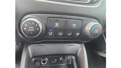 2015 Hyundai Tucson GLS   - Photo 19 - Elmhurst, NY 11373