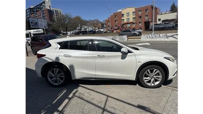 2018 INFINITI QX30   - Photo 7 - Elmhurst, NY 11373