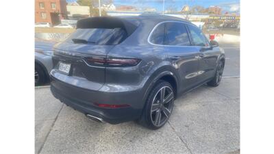 2020 Porsche Cayenne - Photo 4 - Elmhurst, NY 11373