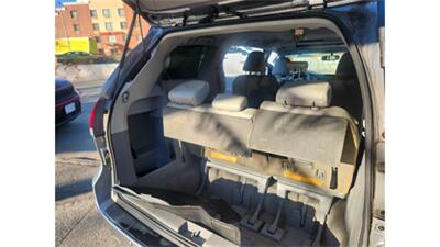 2012 Toyota Sienna XLE 8-Passenger   - Photo 24 - Elmhurst, NY 11373