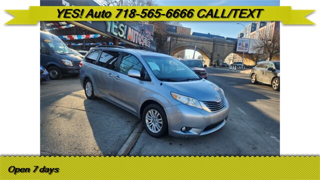 2012 Toyota Sienna XLE