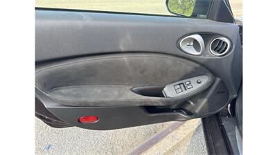 2010 Nissan 370Z   - Photo 14 - Elmhurst, NY 11373