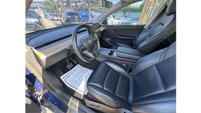 2022 Tesla Model Y Long Range - Photo 10 - Elmhurst, NY 11373