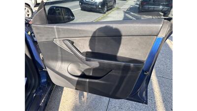 2022 Tesla Model Y Long Range - Photo 29 - Elmhurst, NY 11373