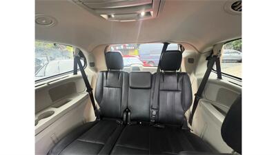 2016 Chrysler Town & Country Touring - Photo 17 - Elmhurst, NY 11373