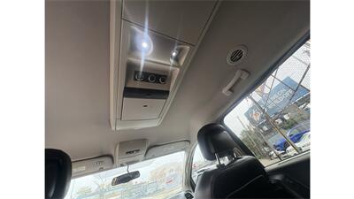 2016 Chrysler Town & Country Touring - Photo 19 - Elmhurst, NY 11373