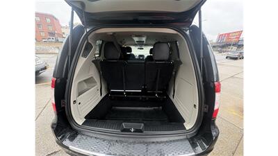 2016 Chrysler Town & Country Touring - Photo 21 - Elmhurst, NY 11373