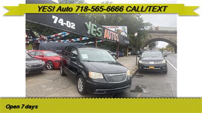 2016 Chrysler Town & Country Touring - Photo 1 - Elmhurst, NY 11373