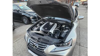 2020 Lexus IS 300  AWD - Photo 20 - Elmhurst, NY 11373