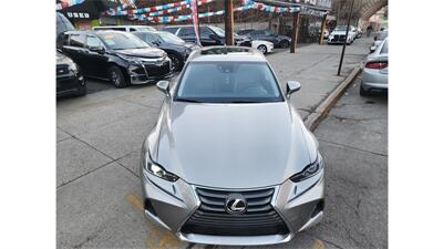 2020 Lexus IS 300  AWD - Photo 10 - Elmhurst, NY 11373