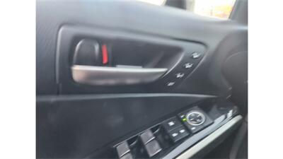 2020 Lexus IS 300  AWD - Photo 15 - Elmhurst, NY 11373