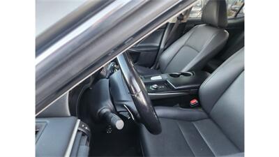 2020 Lexus IS 300  AWD - Photo 12 - Elmhurst, NY 11373