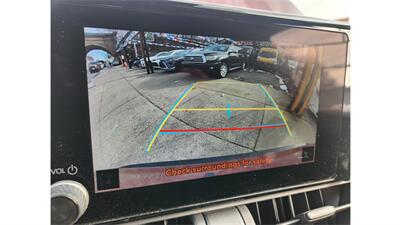 2023 Toyota RAV4 Hybrid LE - Photo 14 - Elmhurst, NY 11373