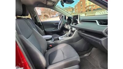 2023 Toyota RAV4 Hybrid LE - Photo 9 - Elmhurst, NY 11373