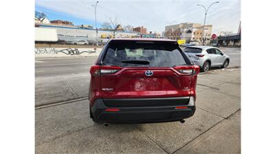 2023 Toyota RAV4 Hybrid LE - Photo 4 - Elmhurst, NY 11373