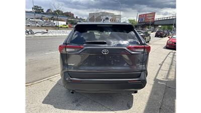 2021 Toyota RAV4 LE - Photo 6 - Elmhurst, NY 11373