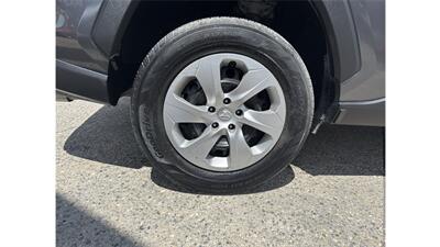 2021 Toyota RAV4 LE - Photo 32 - Elmhurst, NY 11373