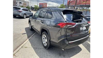 2021 Toyota RAV4 LE - Photo 5 - Elmhurst, NY 11373