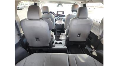 2023 Toyota Sienna XLE 7-Passenger   - Photo 6 - Elmhurst, NY 11373