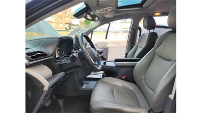 2023 Toyota Sienna XLE 7-Passenger   - Photo 22 - Elmhurst, NY 11373