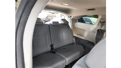 2023 Toyota Sienna XLE 7-Passenger   - Photo 16 - Elmhurst, NY 11373