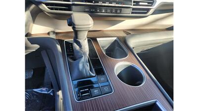 2021 Toyota Sienna LE 8-Passenger   - Photo 25 - Elmhurst, NY 11373