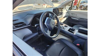 2021 Toyota Sienna LE 8-Passenger   - Photo 21 - Elmhurst, NY 11373