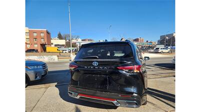 2021 Toyota Sienna LE 8-Passenger   - Photo 4 - Elmhurst, NY 11373
