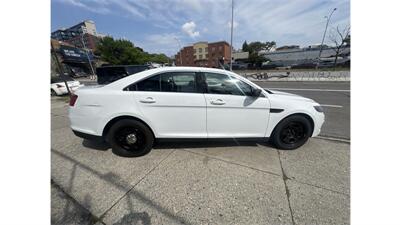 2018 Ford Taurus Police Interceptor  AWD - Photo 8 - Elmhurst, NY 11373
