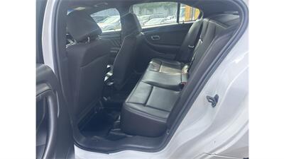 2018 Ford Taurus Police Interceptor  AWD - Photo 16 - Elmhurst, NY 11373