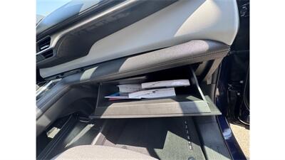 2025 Toyota Sienna LE AWD  Sunroof - Photo 15 - Elmhurst, NY 11373